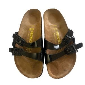 Birkenstock Madrid Sandals in Patent Leather  size 6-6.5